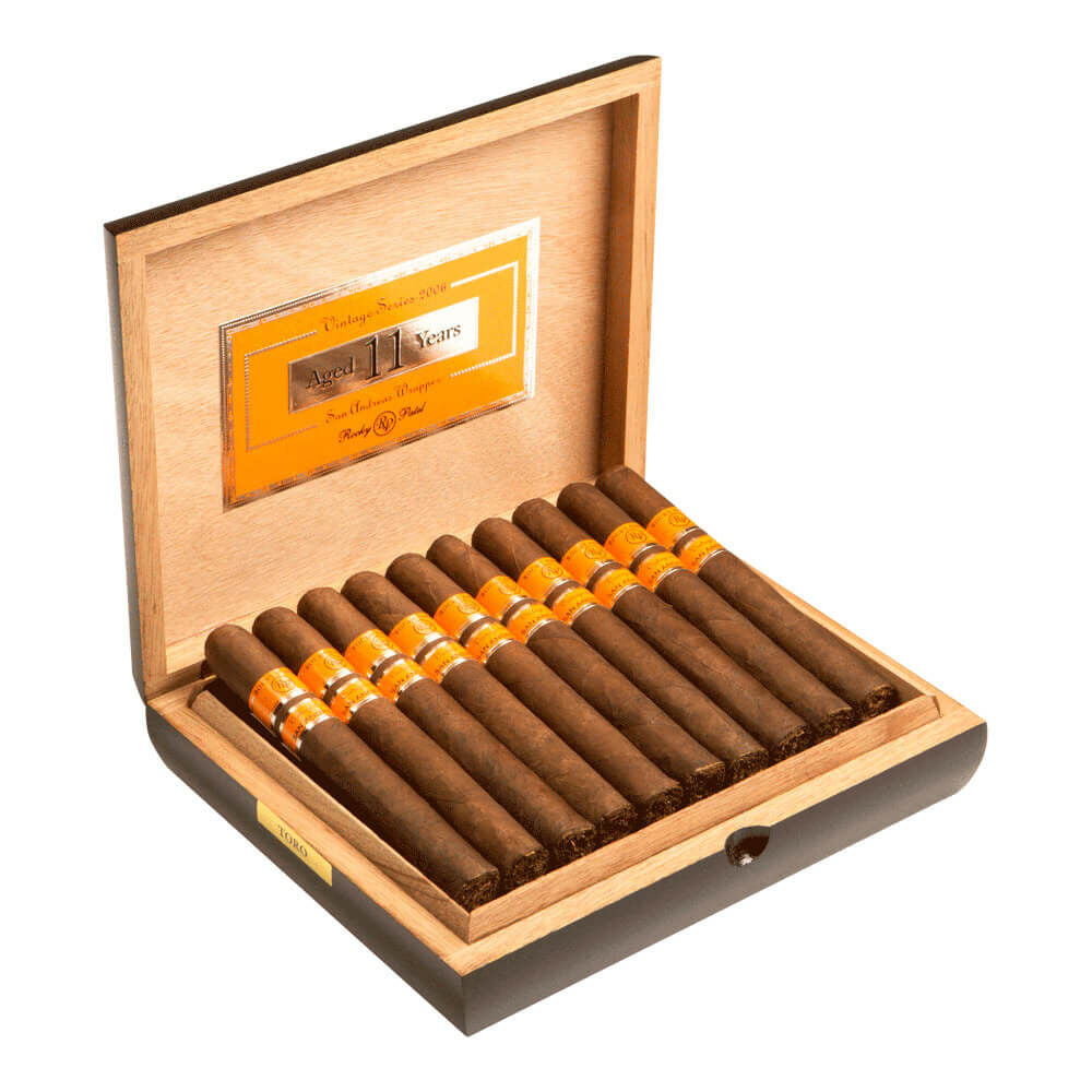 Rocky Patel Vintage 2006 Toro 52X6.5 Box of 20